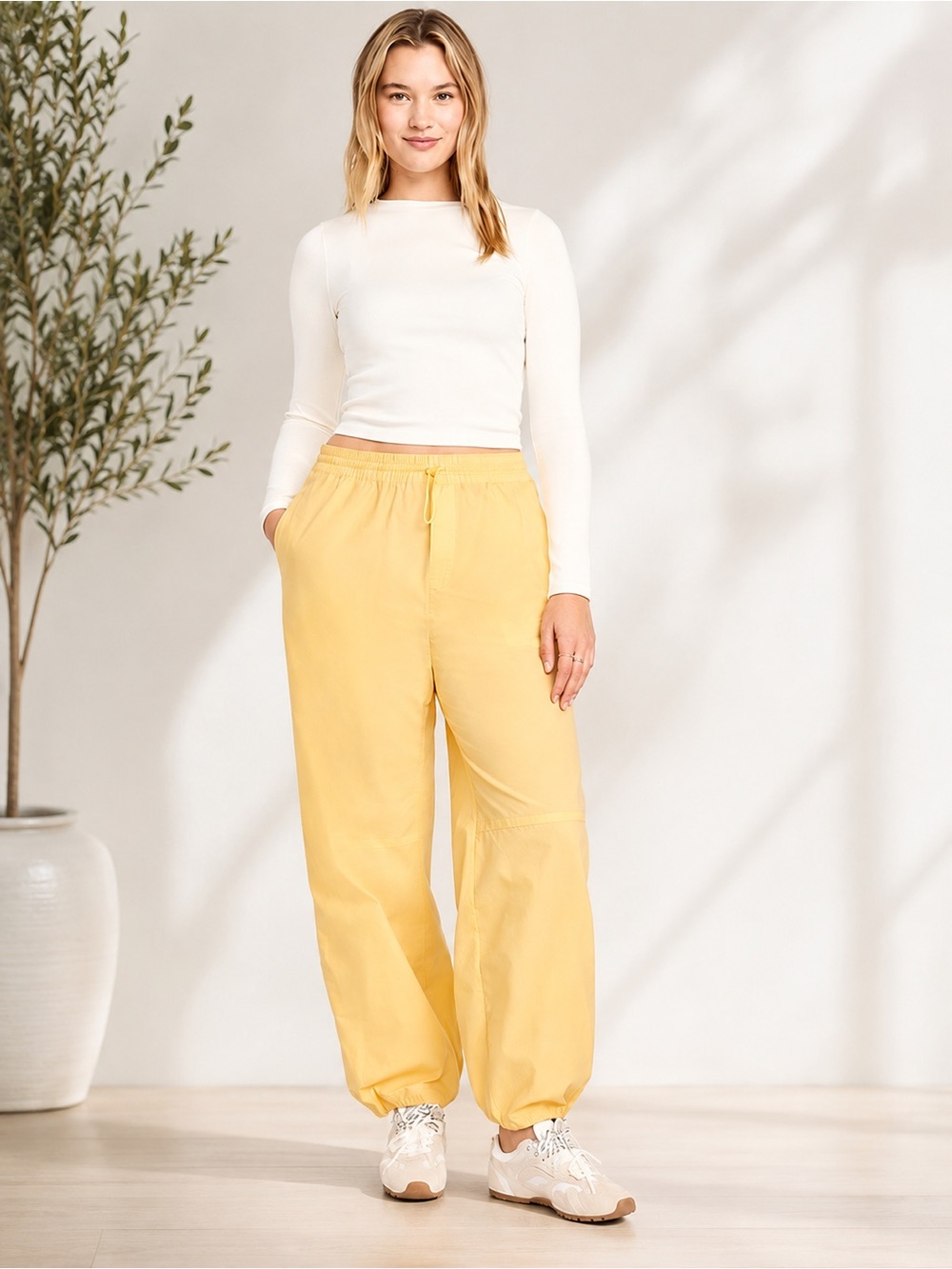 NWOT OLD NAVY Lightweight Pull-On Poplin Balloon Pants Butter Yellow XXL